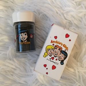 Black Shimmer Loose Pigment MAC Archie Collection